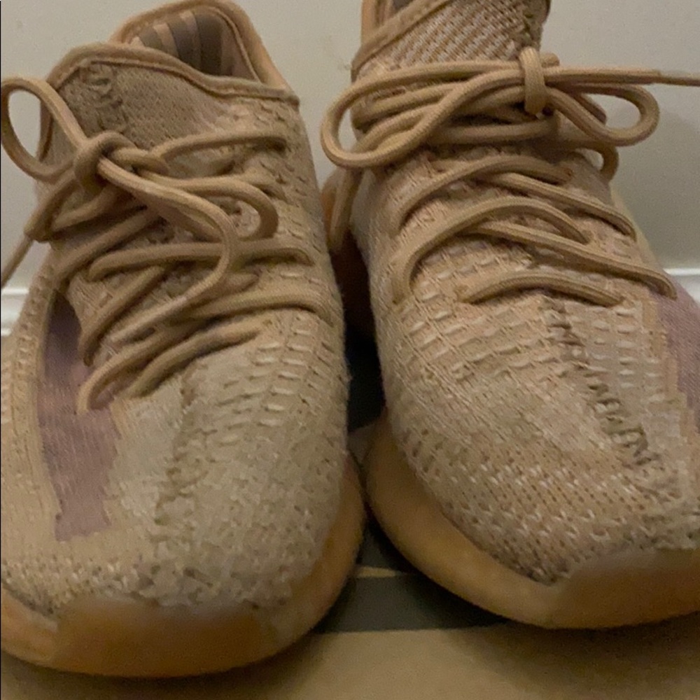 Yeezy boost 350 clay